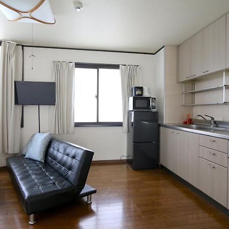 Liz3 Guest House Liz Nakazakicho Osaka Bagian luar foto